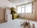 Materiały budowlane: pustaki i wełna mineralna, przygotowane do ocieplania od wewnątrz.